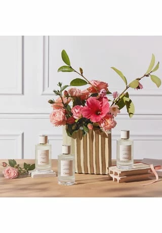 Chloé Atelier Des Fleurs Hibiscus Abelmoschus, Eau De Parfum 50ml 6 Chloé Atelier Des Fleurs Hibiscus Abelmoschus, Eau De Parfum 50ml – Bild 6