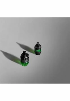 VIKTOR & ROLF SPICEBOMB 50ml -Düfte Verkäufe unnamed file 397